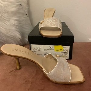 Chanel heels. Travel line beige canvas, 40.5 10 US